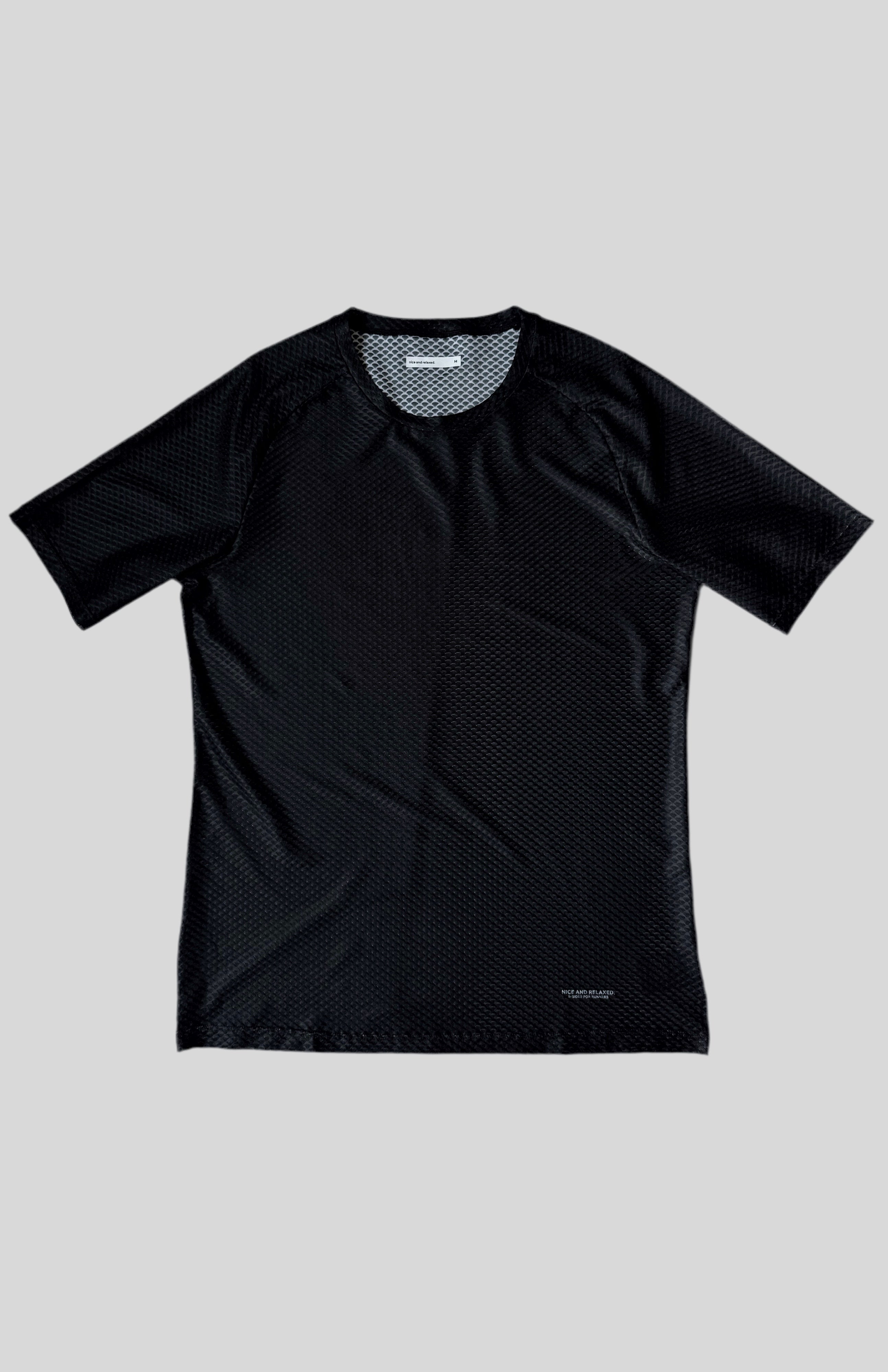 rhythm tee - black